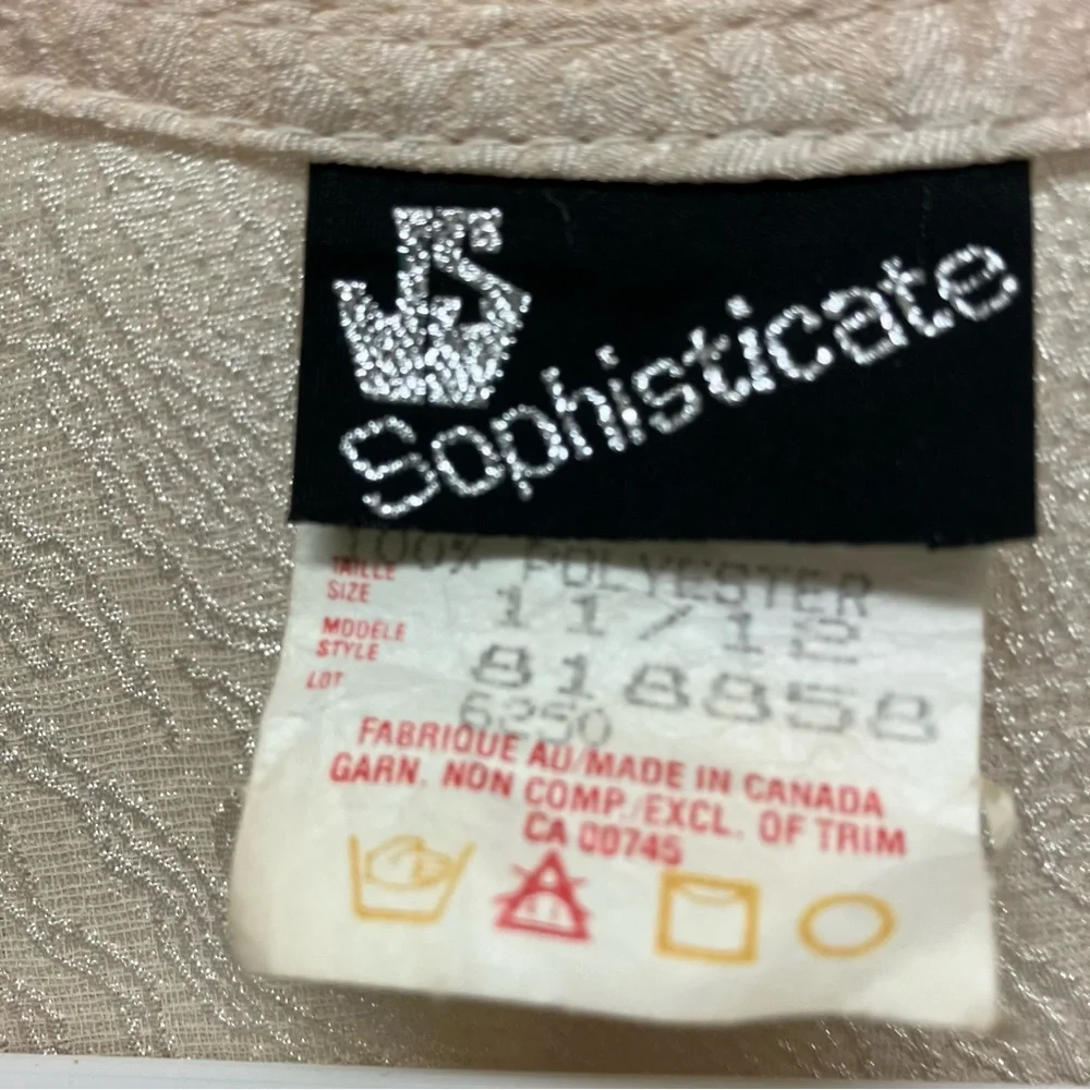 Vintage Sophisticate 80s party dress, ruffle sleeve, flounce hem, cream beige - Picture 3 of 14